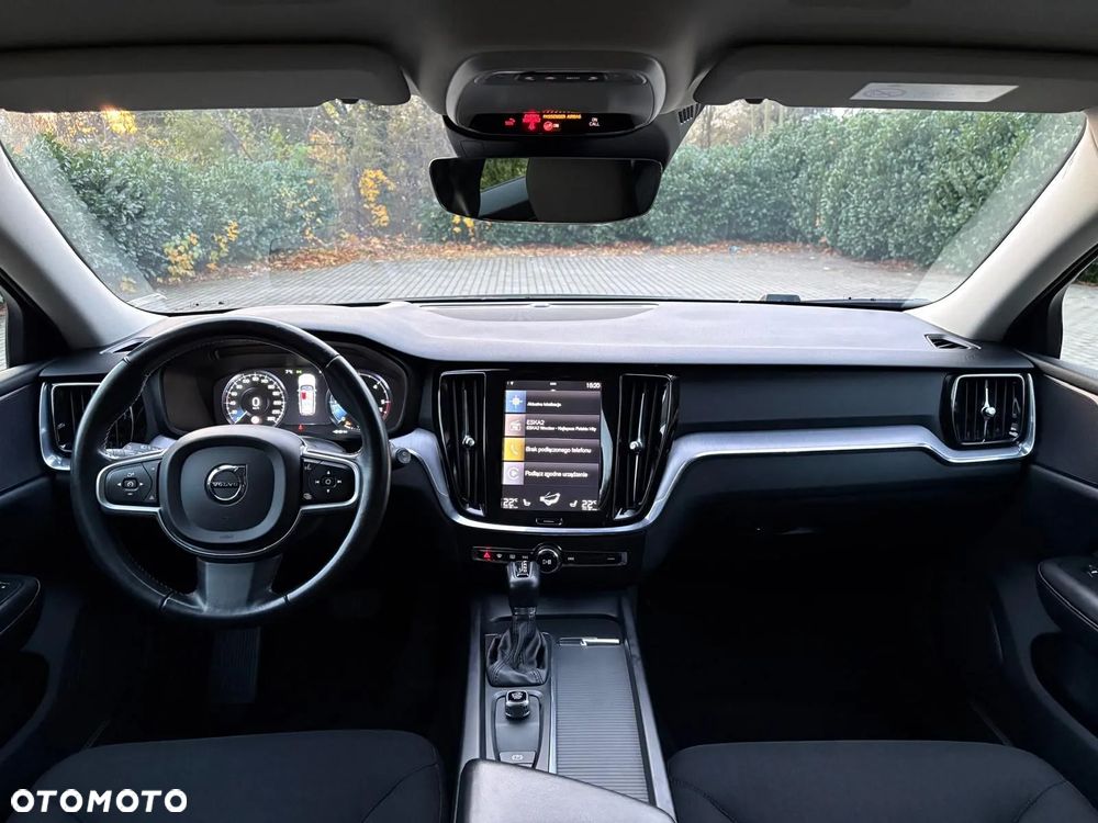 Volvo V60 D4 Geartronic Momentum Pro - 20