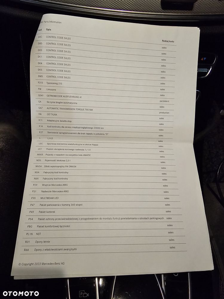 Mercedes-Benz Klasa E 220 d 4-Matic 9G-TRONIC - 32