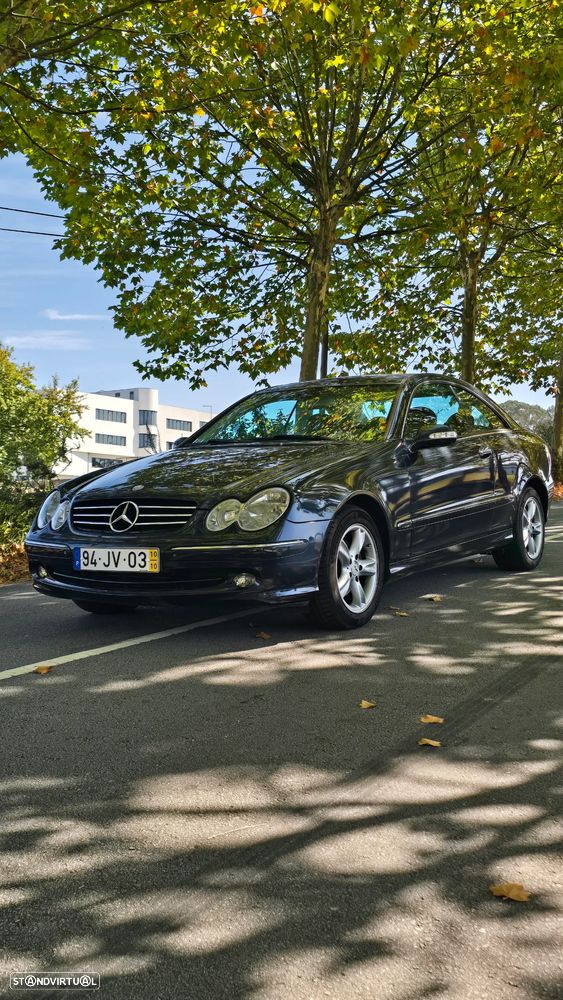 Mercedes-Benz CLK 200 K Avantgarde Aut. - 12