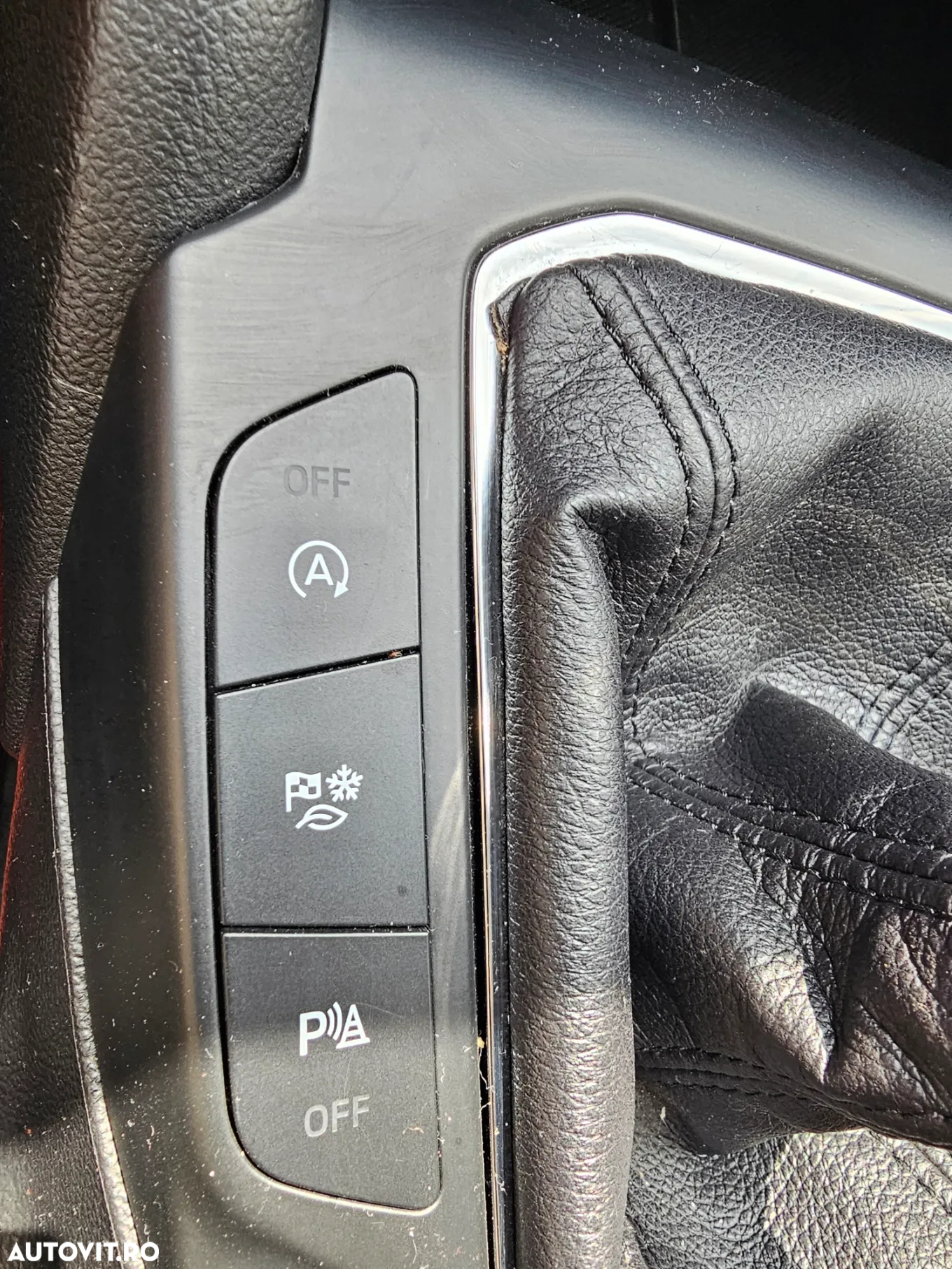 Ford Focus 1.0 EcoBoost Hybrid ACTIVE - 22