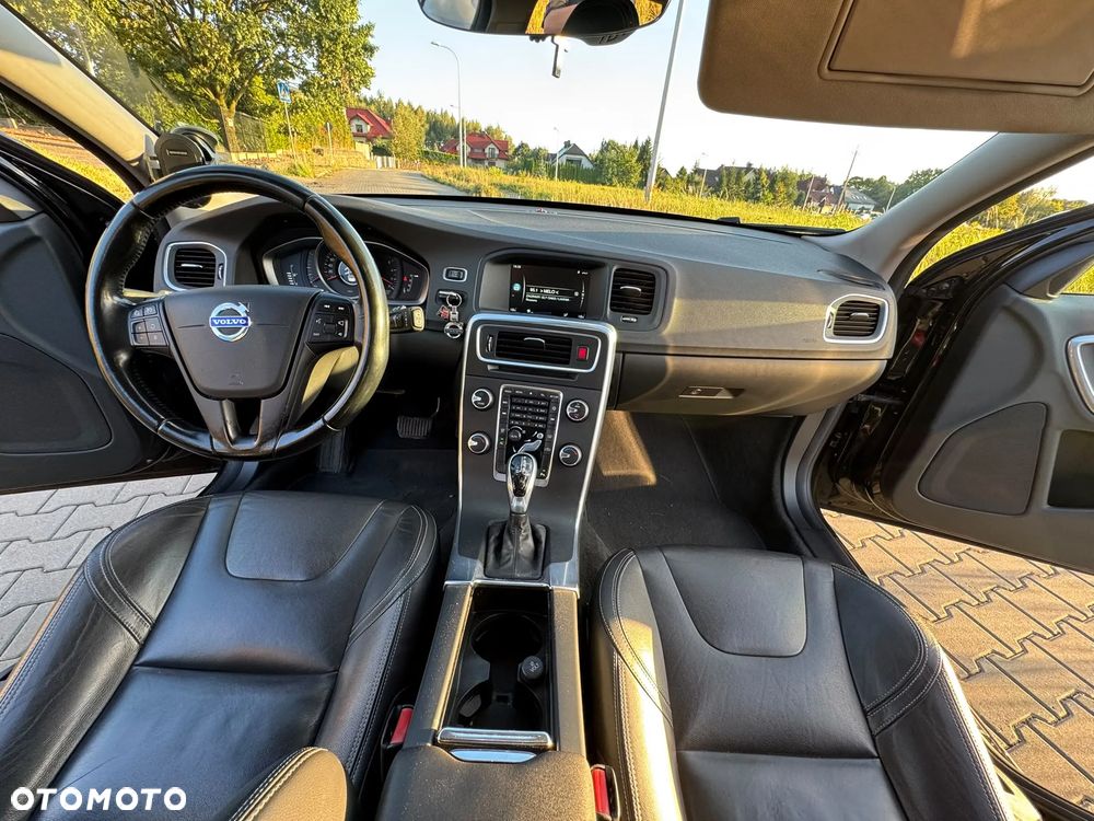 Volvo V60 D2 Kinetic - 20