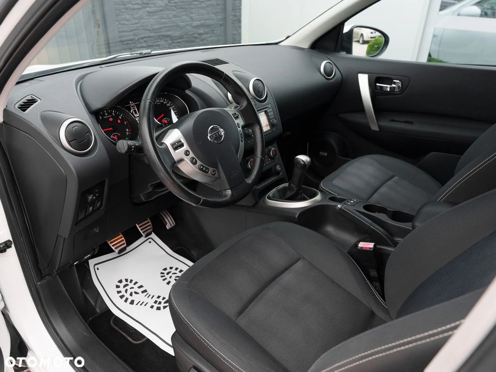 Nissan Qashqai - 15