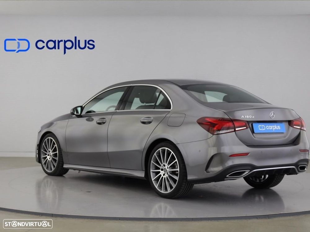 Mercedes-Benz A 180 Limousine d AMG Line Aut. - 5