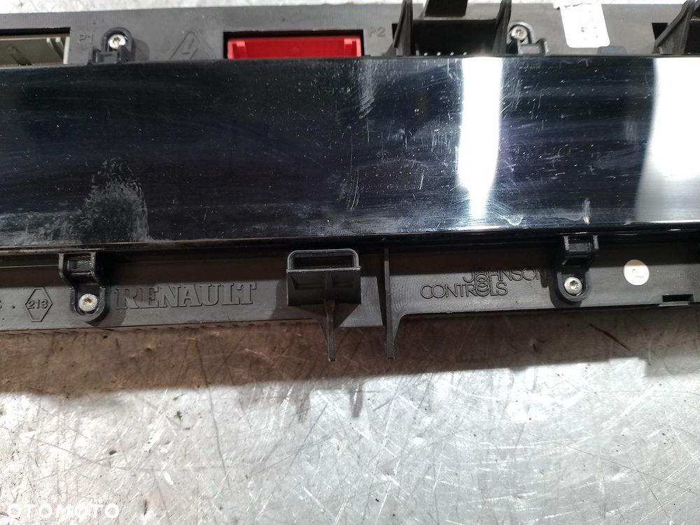 LICZNIK RENAULT SCENIC II (03-09) 2.0DCI P8200704463A 21669394-9 21669396-0 - 8