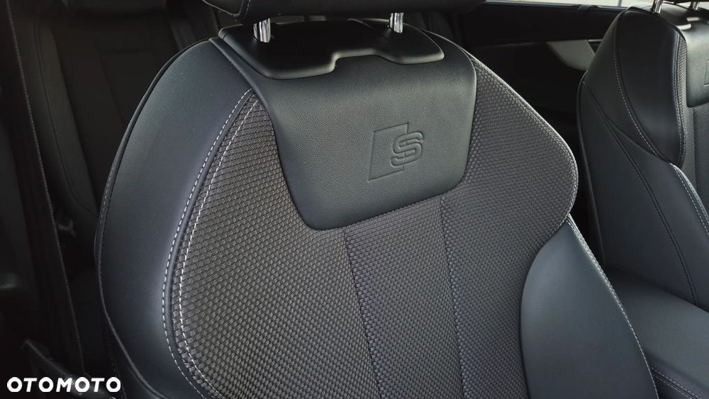 Audi A4 Avant 45 TFSI quattro S tronic - 14