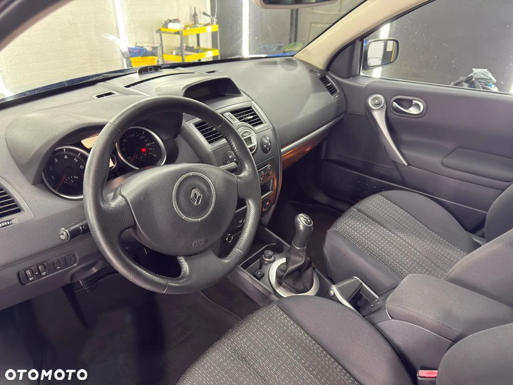 Renault Megane 1.6 16V Confort Dynamique - 6
