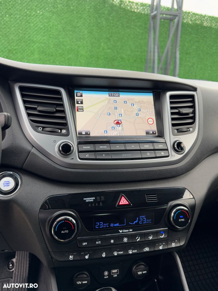 Hyundai Tucson blue 1.7 CRDi 2WD DCT Premium - 22