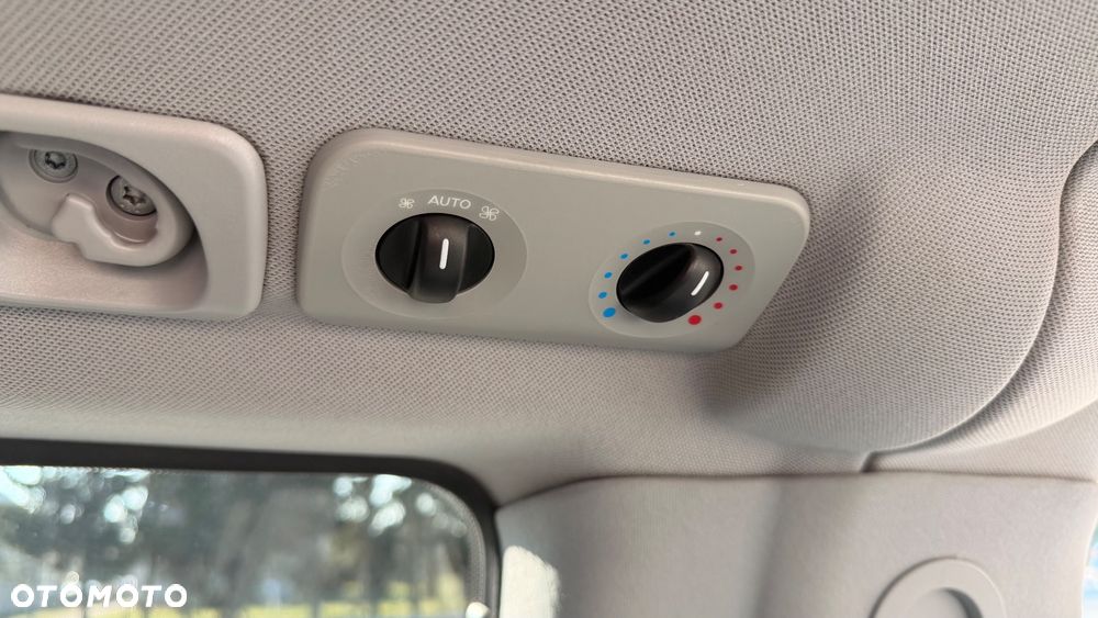 Mercedes-Benz Viano 3.0 CDI kompakt Automatik Ambiente Edition DPF - 24