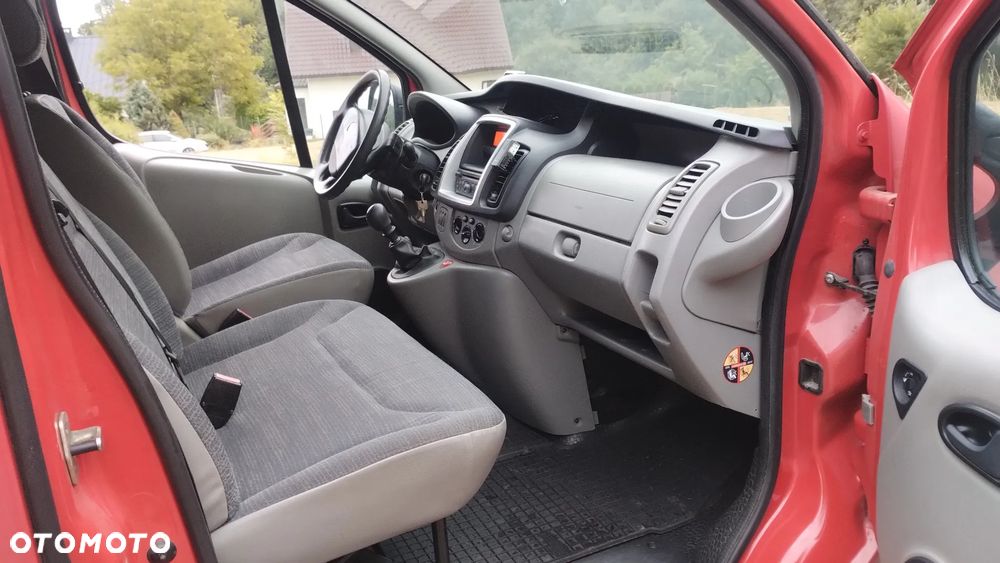Renault TRAFIC - 5