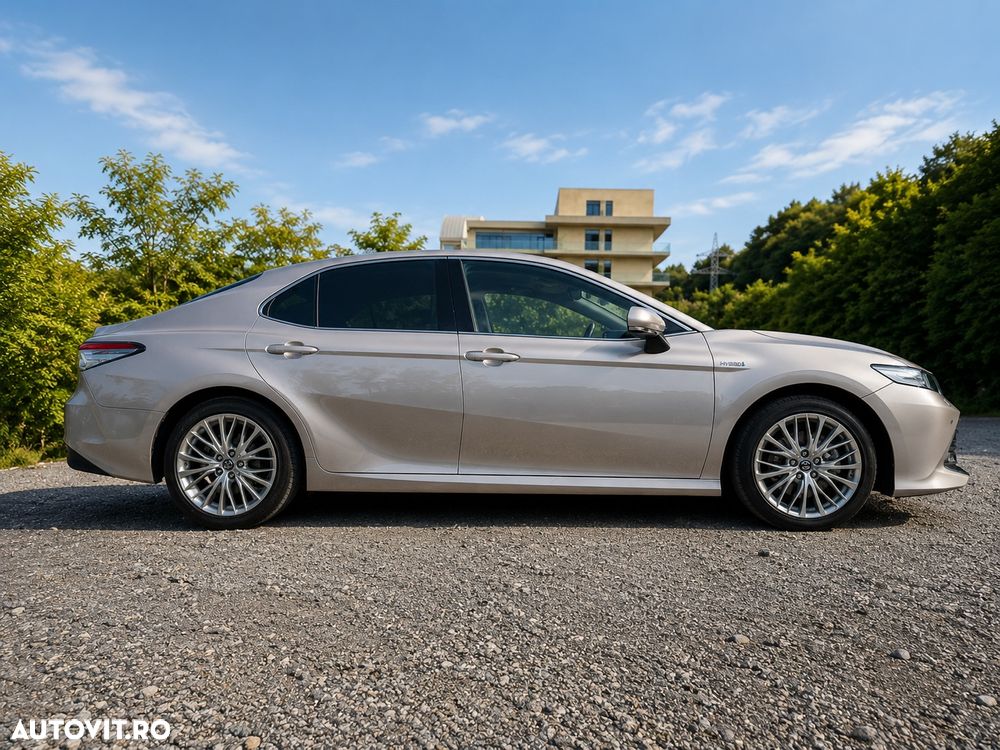 Toyota Camry 2.5 Business - 6