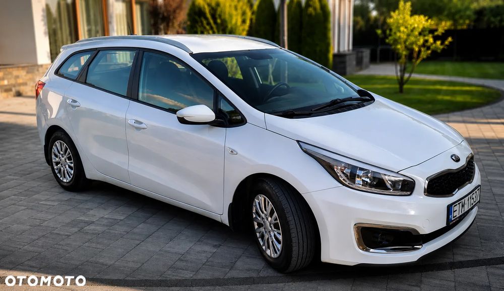 Kia Ceed 1.6 CRDi L Business Line DCT - 1