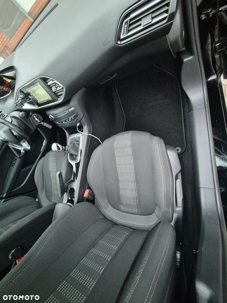 Peugeot 308 BlueHDi FAP 120 Stop & Start Allure - 16