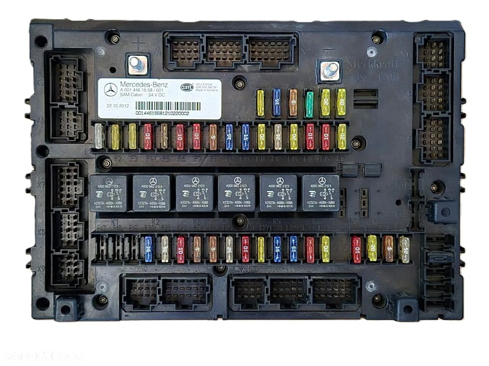 Skrzynka Tablica Modul Plyta bezpiecznikow A0014461458 A0014461558 MERCEDES MP4 - 6