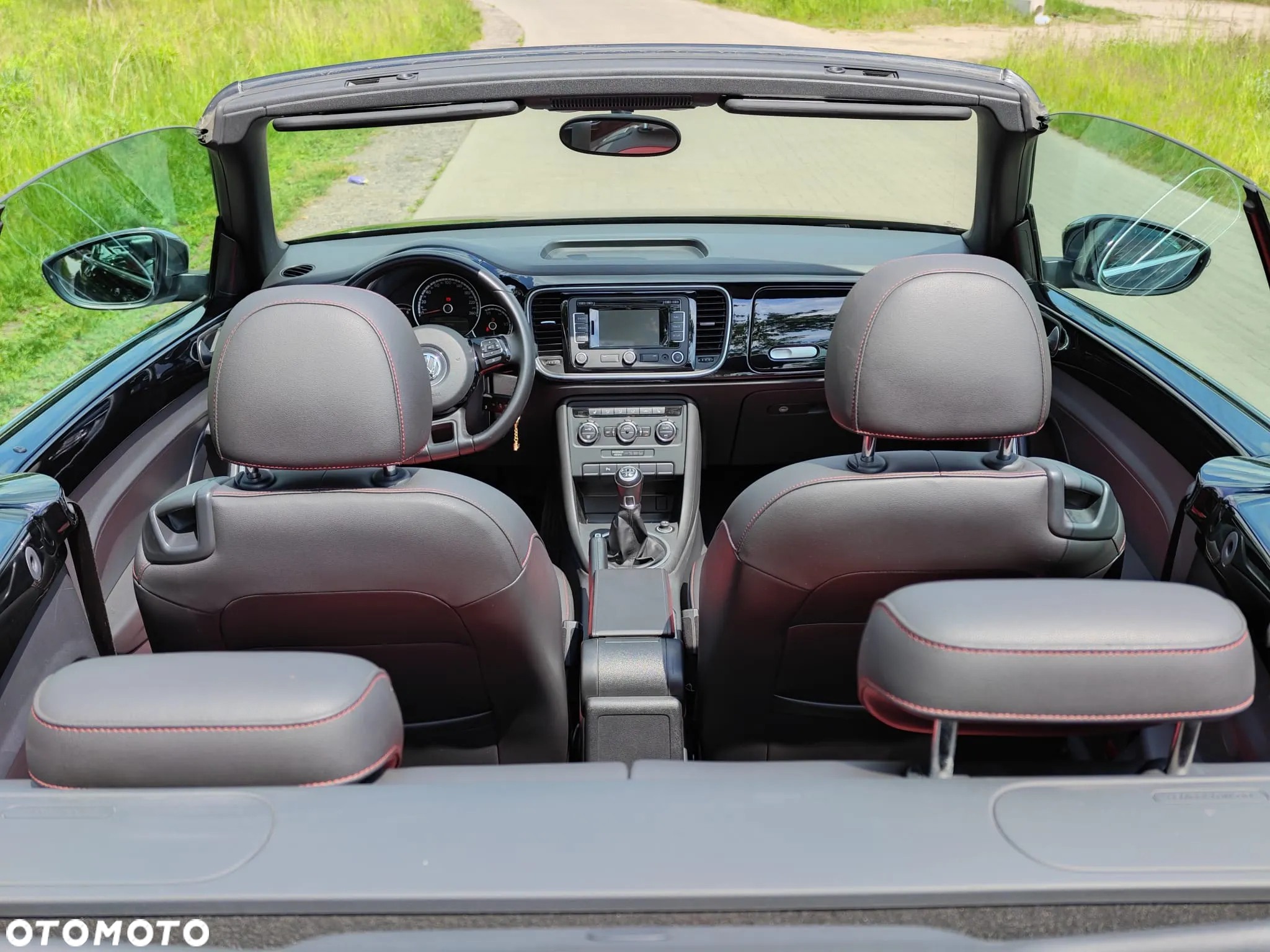 Volkswagen Beetle 1.6 TDI Design - 9