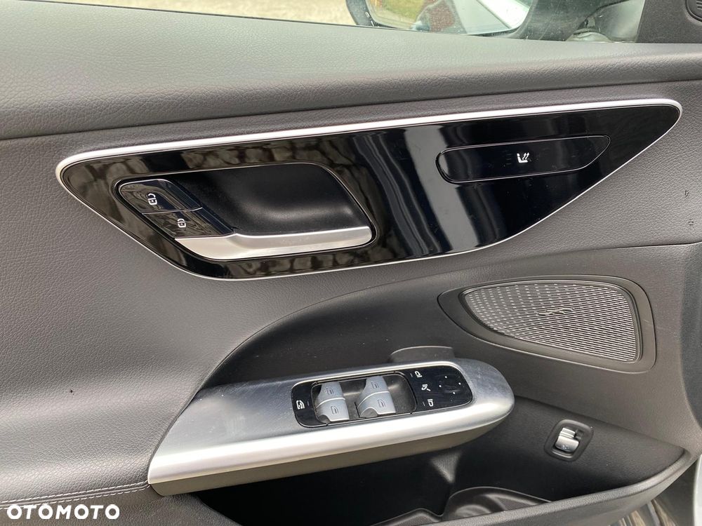 Mercedes-Benz Klasa C ver-180-mhev - 18