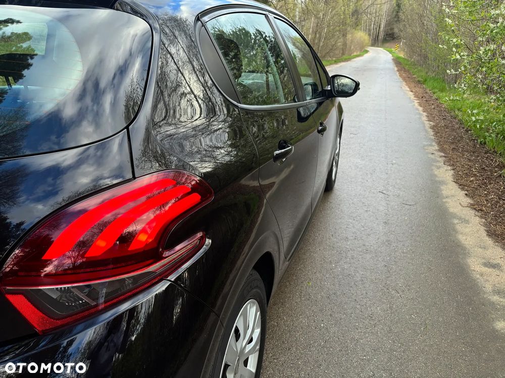 Peugeot 208 PureTech 82 Start & Stop Active - 11