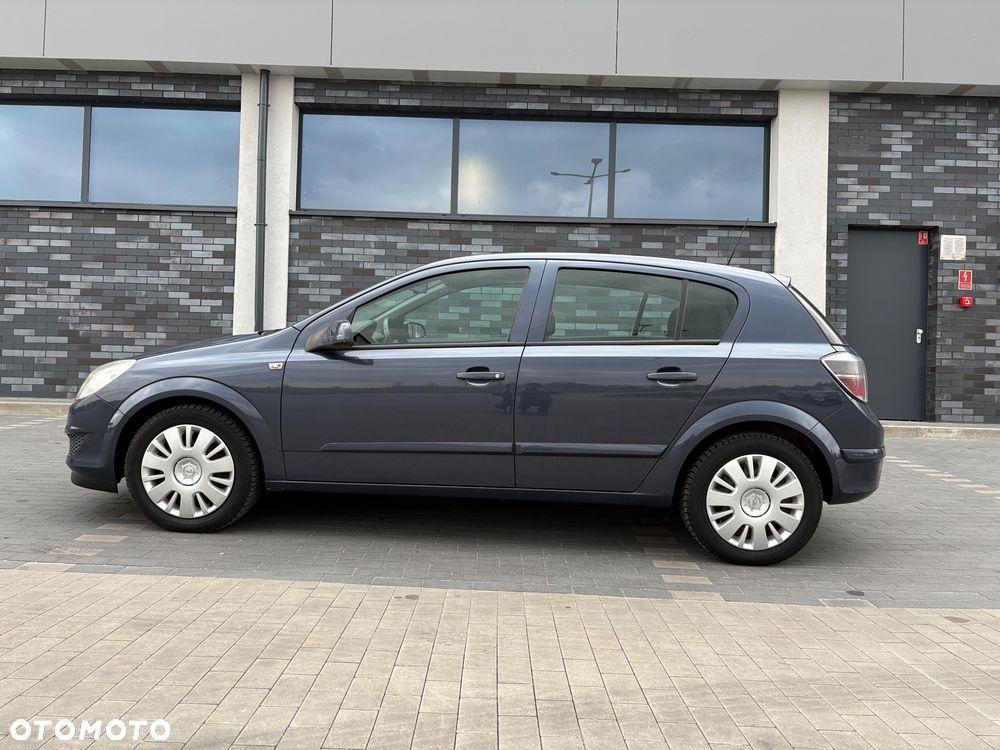 Opel Astra 1.6 Enjoy - 4
