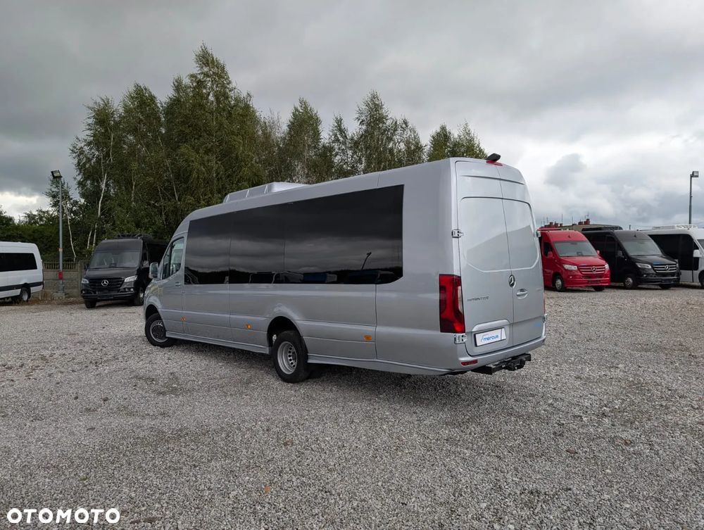 Mercedes-Benz Sprinter 519 - 9