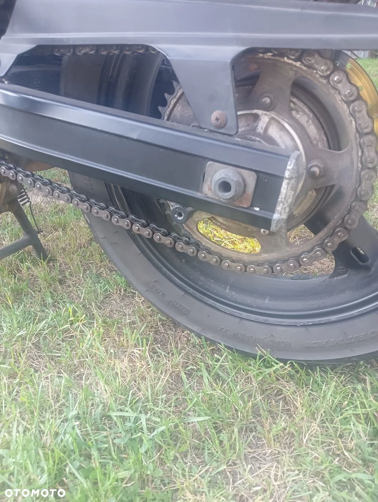 Suzuki V-STROM - 11