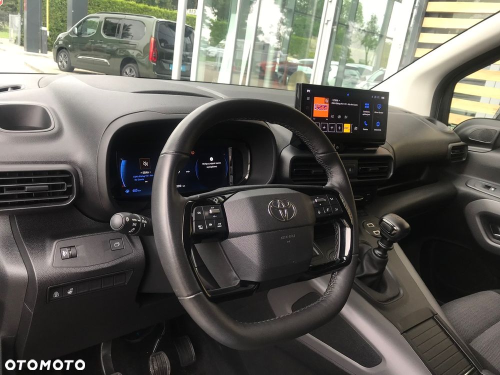 Toyota Proace City Verso 1.5 D-4D Family - 25