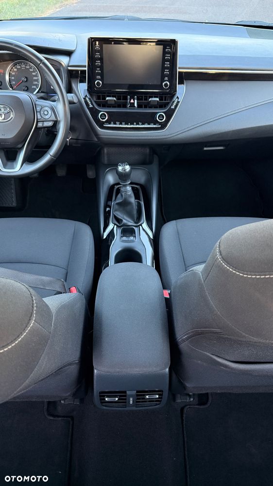 Toyota Corolla 1.5 Comfort - 11