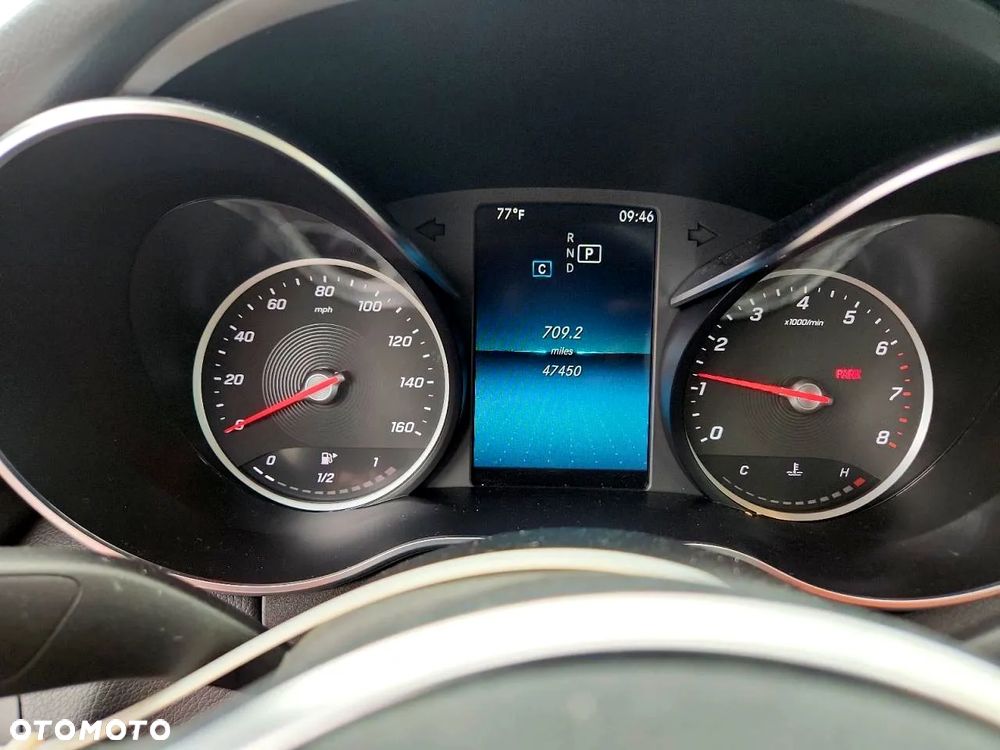 Mercedes-Benz Klasa C 300 T 4Matic 9G-TRONIC Exclusive - 10