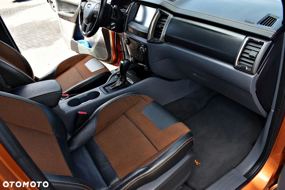 Ford Ranger 3.2 TDCi 4x4 DC Wildtrak - 32