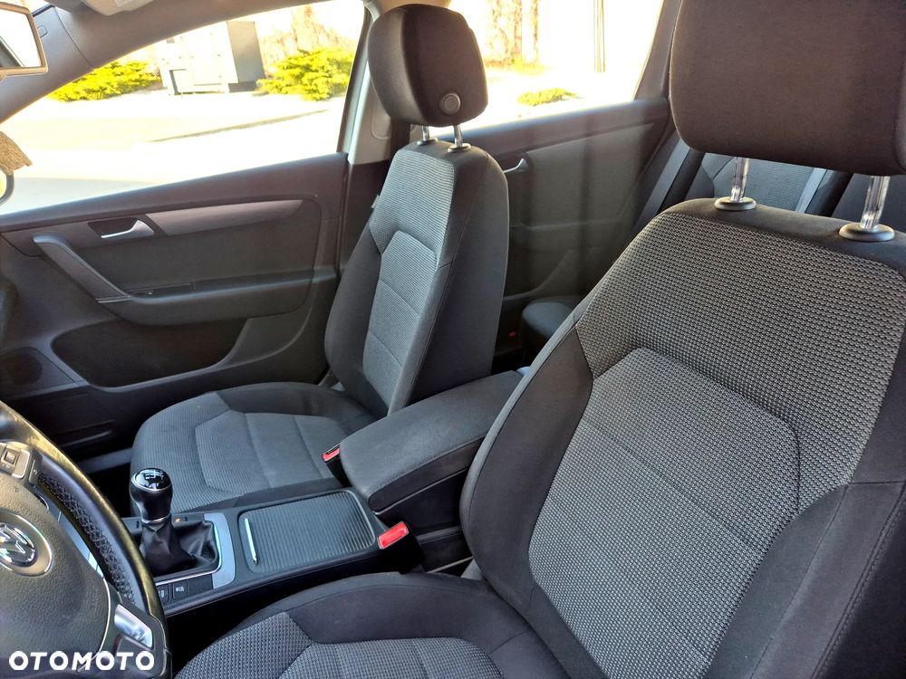 Volkswagen Passat 1.6 TDI BlueMotion Technology Comfortline - 17