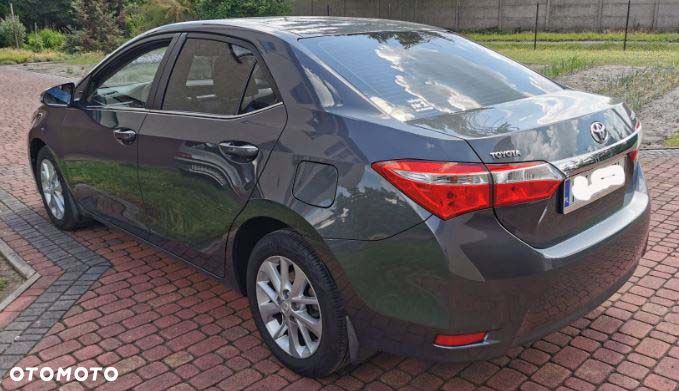 Toyota Corolla - 7