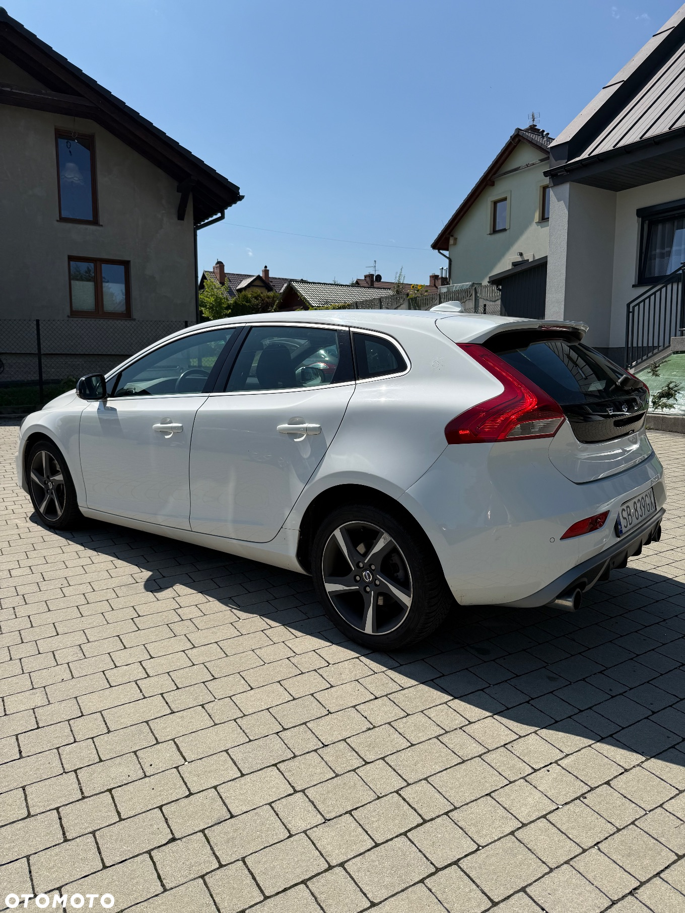 Volvo V40 D4 Geartronic R Design - 11