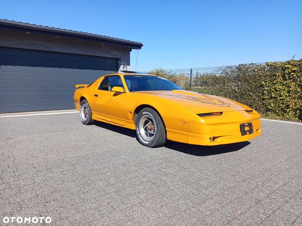Pontiac Trans Am - 2