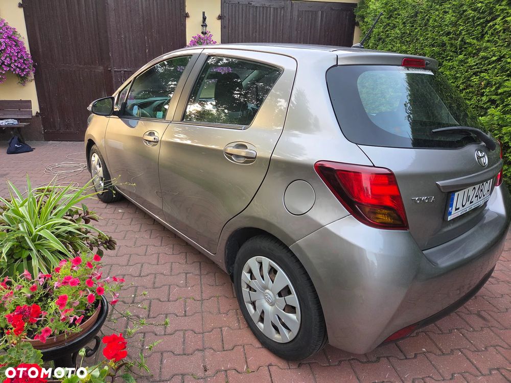 Toyota Yaris 1.0 Active - 8
