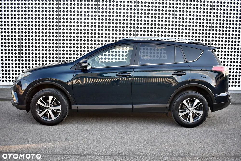 Toyota RAV4 - 7