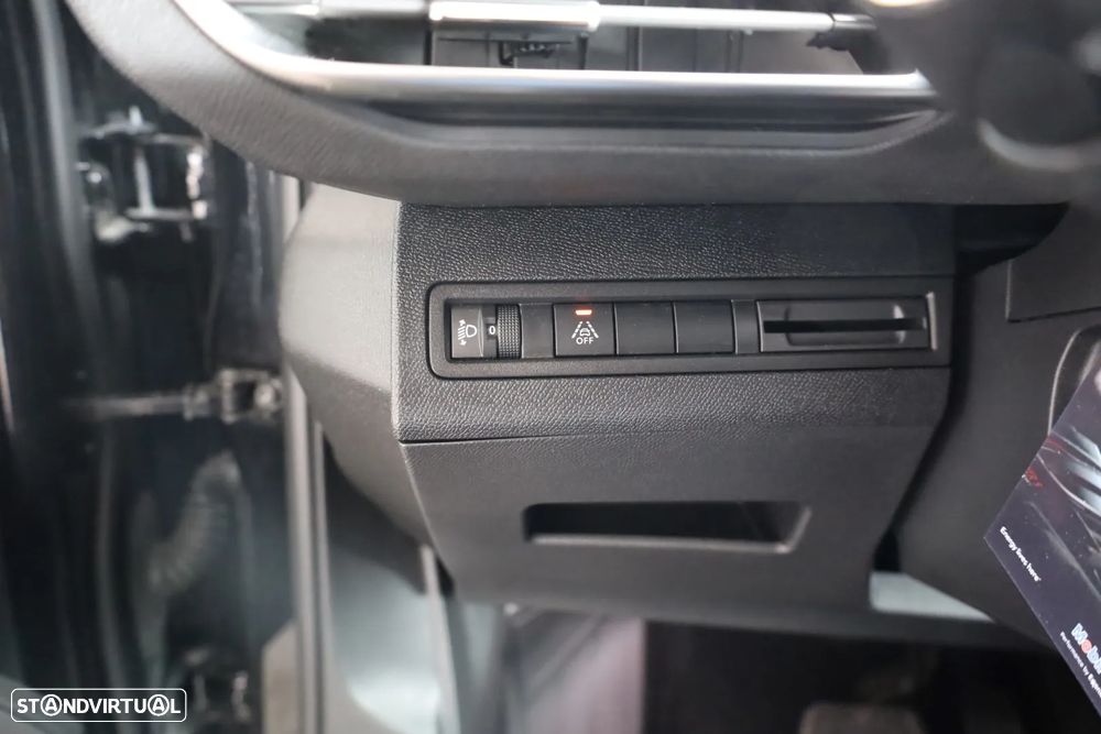 Peugeot 5008 1.2 PureTech Allure EAT8 - 44