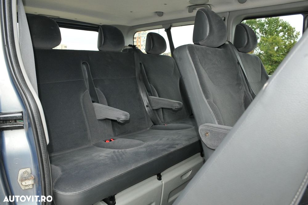 Renault Trafic Grand Passenger 2.0 dCi L2H1 Authentique - 12