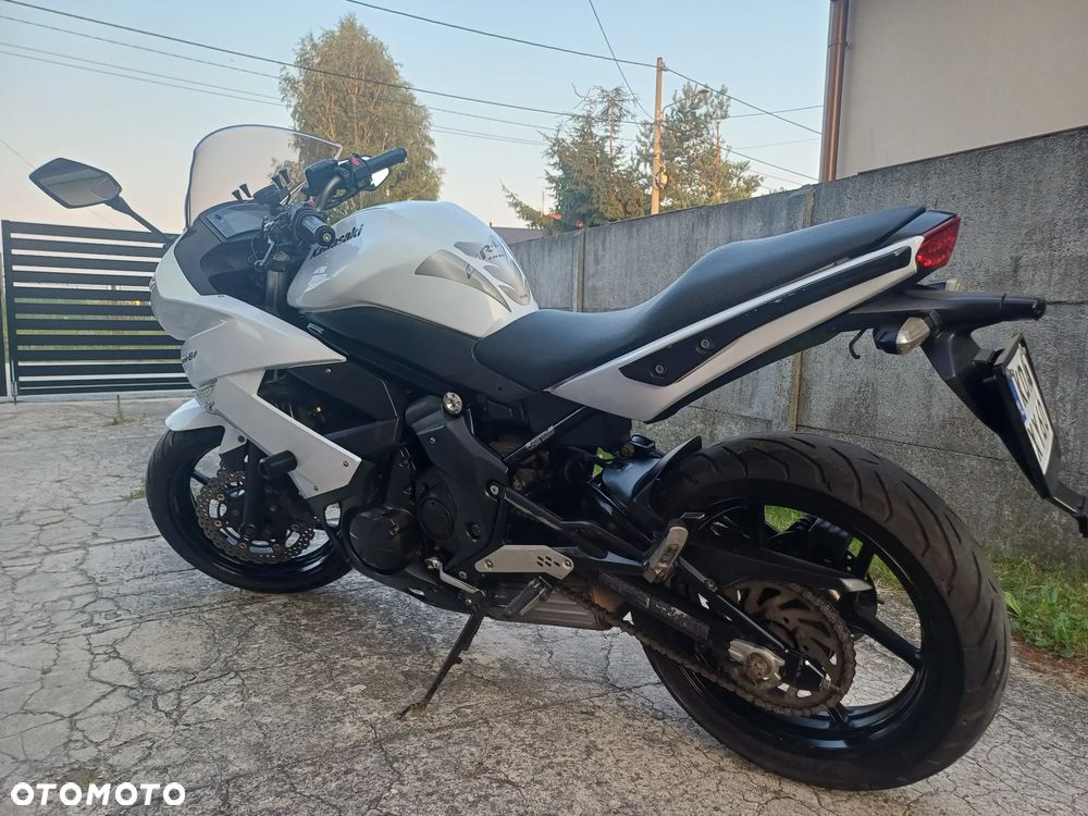 Kawasaki ER - 7