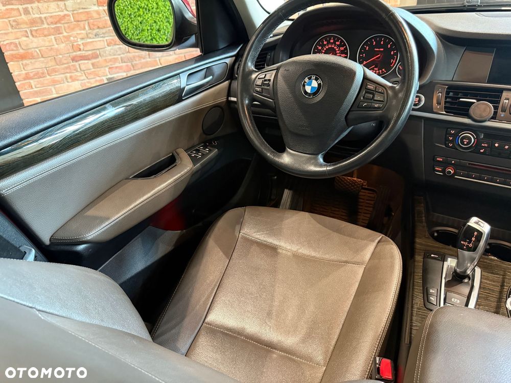 BMW X3 xDrive28i - 17