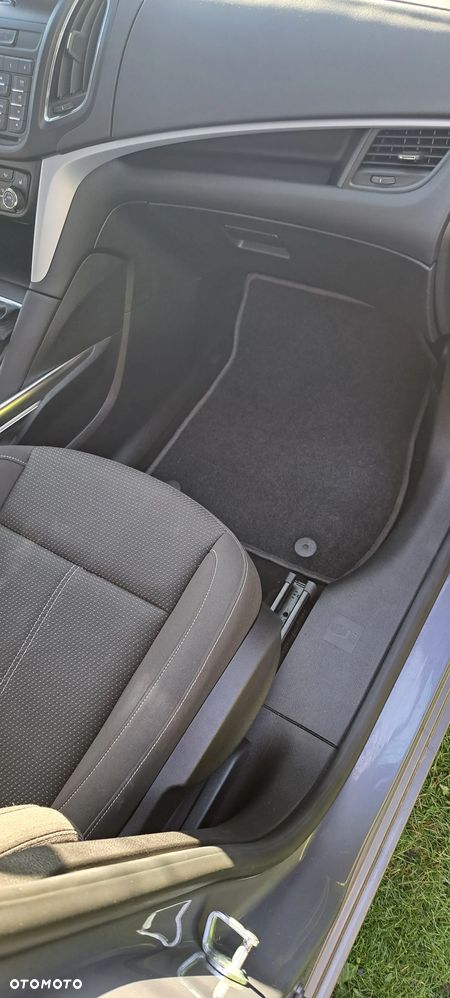 Opel Zafira Tourer 1.6 CDTI ecoFLEX Start/Stop Edition - 10