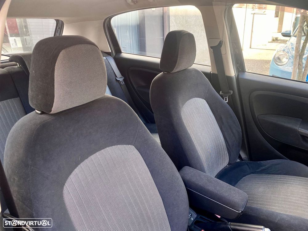 Fiat Grande Punto 1.3 M-Jet Dynamic Dualogic - 17