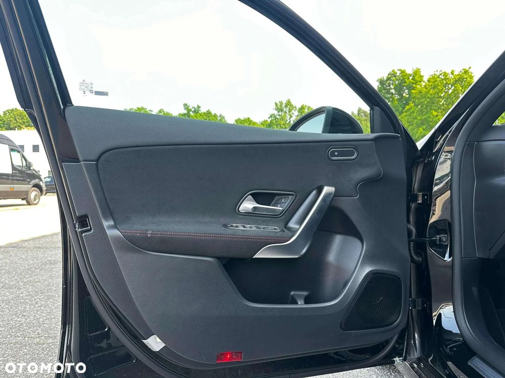 Mercedes-Benz Klasa A 200 AMG Line 7G-DCT - 20