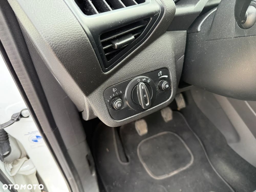 Ford Kuga 1.6 EcoBoost 2x4 SYNC - 14