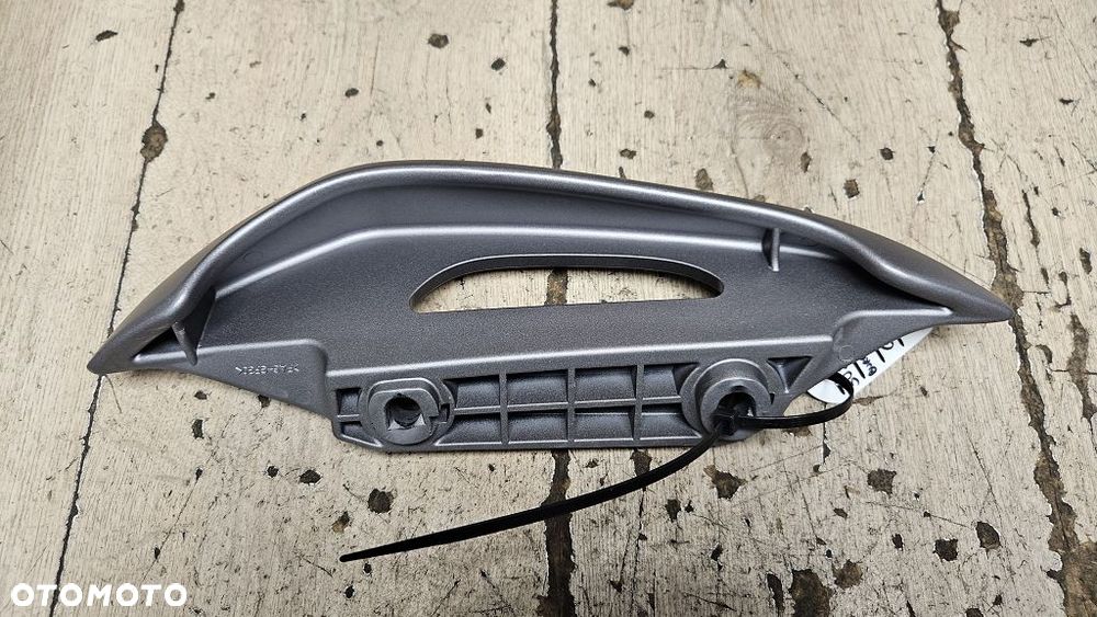 Uchwyt pasażera rączka Suzuki Burgman UH125 / UH200 (2007-2013) - 10
