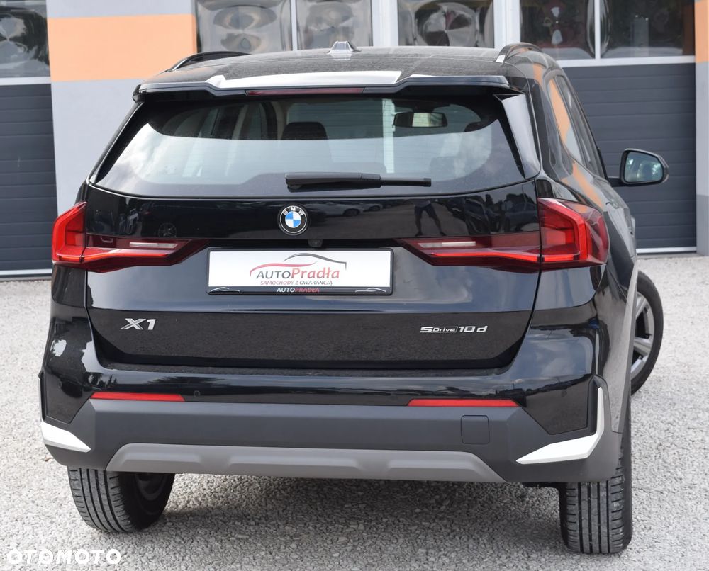 BMW X1 sDrive18d Advantage sport - 11