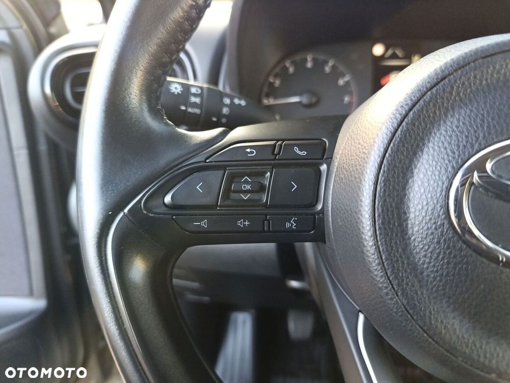 Toyota Yaris 1.5 Comfort - 32
