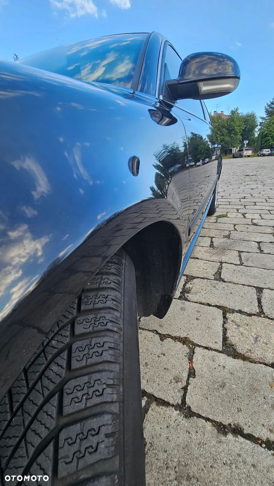 Volkswagen Passat - 28