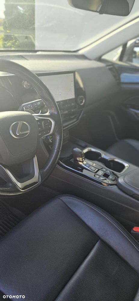 Lexus NX 450h+ Prestige AWD - 8