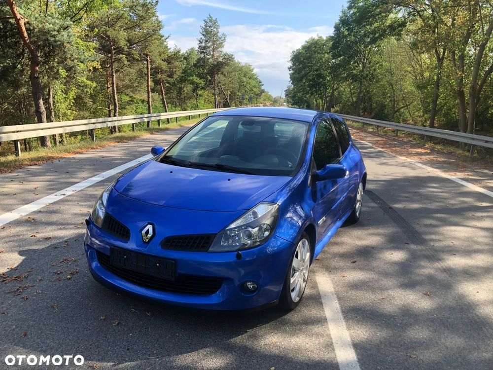 Renault Clio 2.0 16V Sport - 1