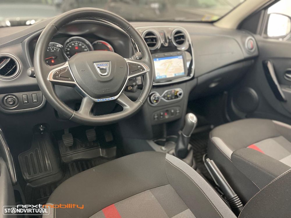 Dacia Sandero 0.9 TCe SL Stepway of Life Bi-Fuel - 4