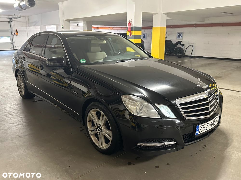 Mercedes-Benz Klasa E 300 BlueTEC 7G-TRONIC Avantgarde - 7