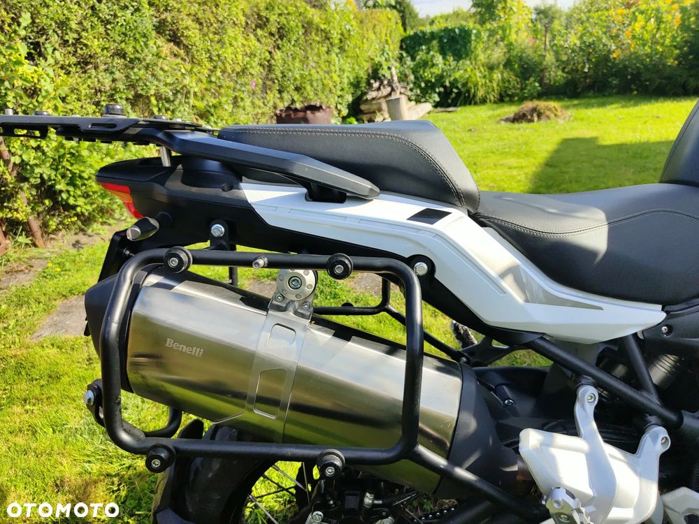 Benelli TRK 502X - 17